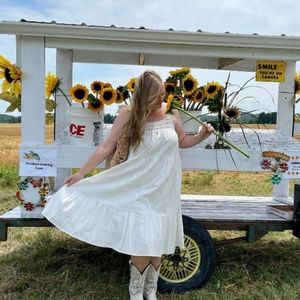 Women's Sleeveless Crochet Trim Dress -Universal Thread™White Multiple Sizes 11